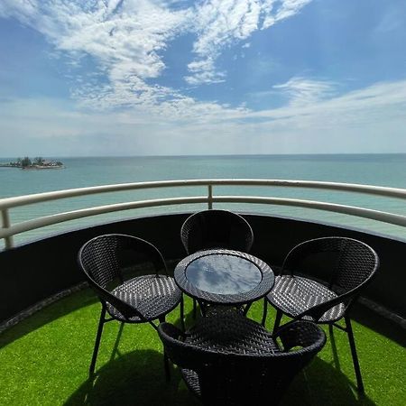 The Arena Tanjung Tuan Port Dickson Daire Dış mekan fotoğraf