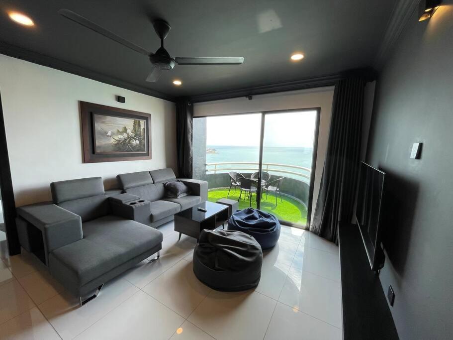 The Arena Tanjung Tuan Port Dickson Daire Dış mekan fotoğraf